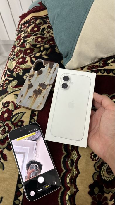 Продам Iphone 16 128гб