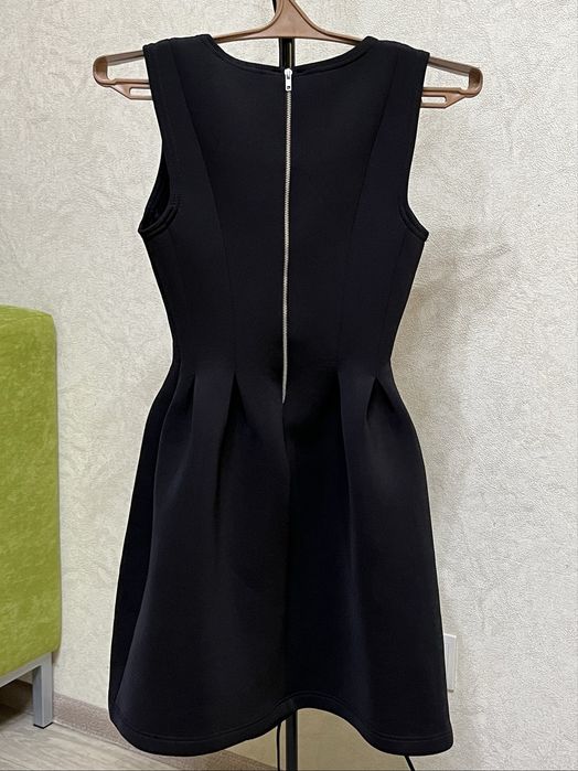 Платье классическое черное