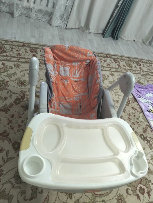 Детский столик..