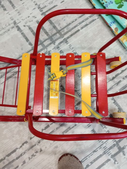 Продам санки в отличном состоянии