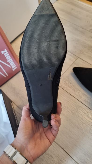 Черни Боти с токче 38 размер