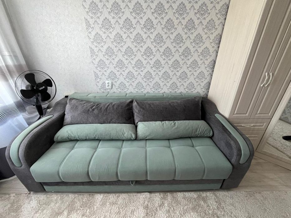 Диван в хорошем состоянии