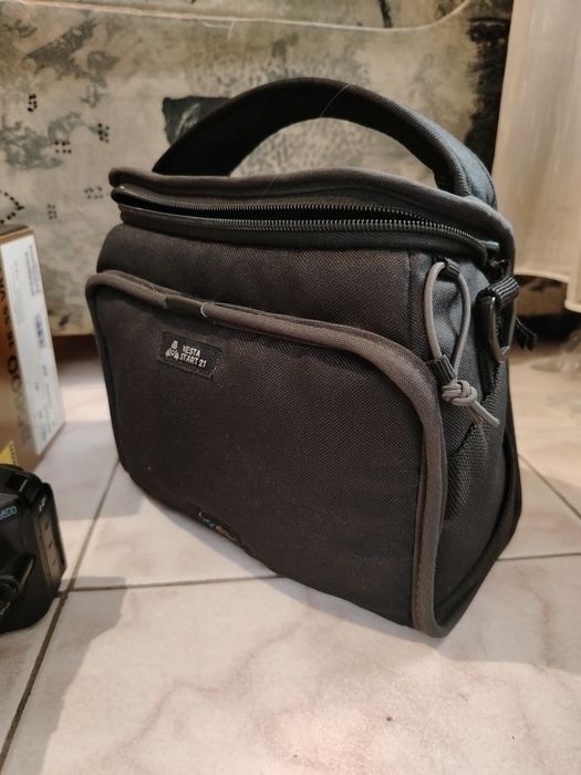 Nikon D5600 + цял комплект