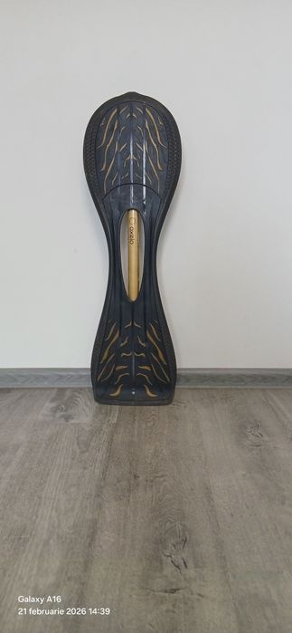 Vând waveboard Oxelo