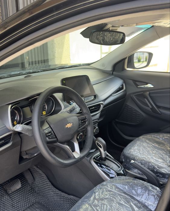 Продам срочно Tracker 2 premier Plus+ 2025