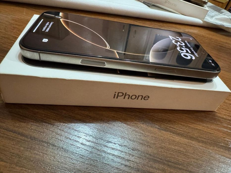 iPhone 16 pro max 256 gb