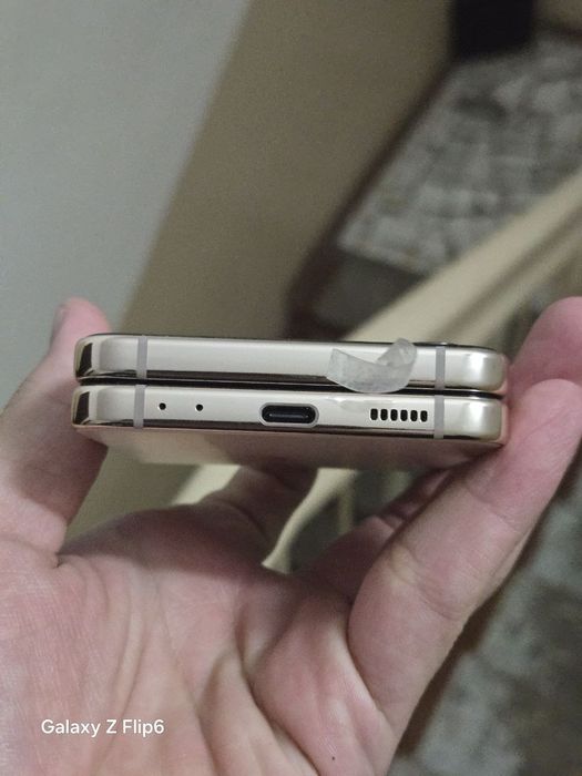 Samsung Z flip 4  256gb