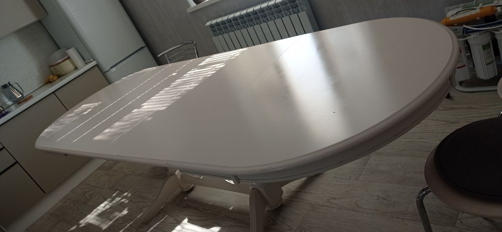 Продам стол для кухни