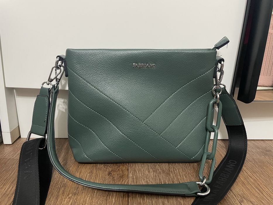 Продам красивую сумочку