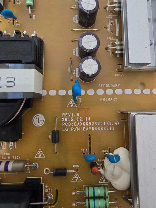 Телевизиор LG 49UH6107 на части