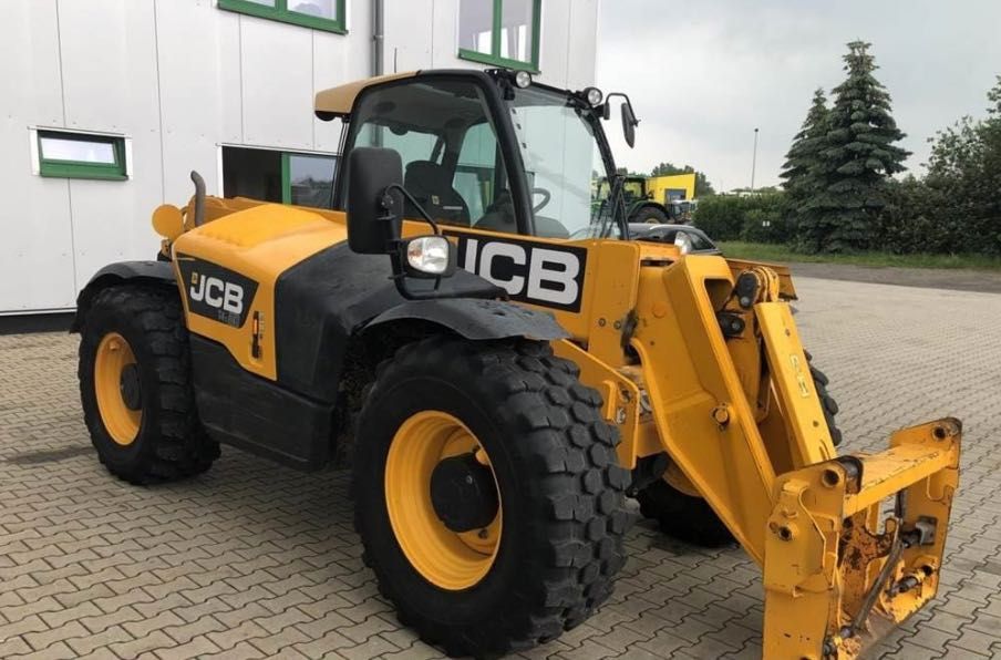 Dezmembrez încărcător telescopic JCB 541-70+531-70,535-95,536-60–piese