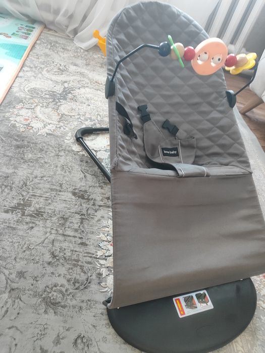 Продам детский шезлонг