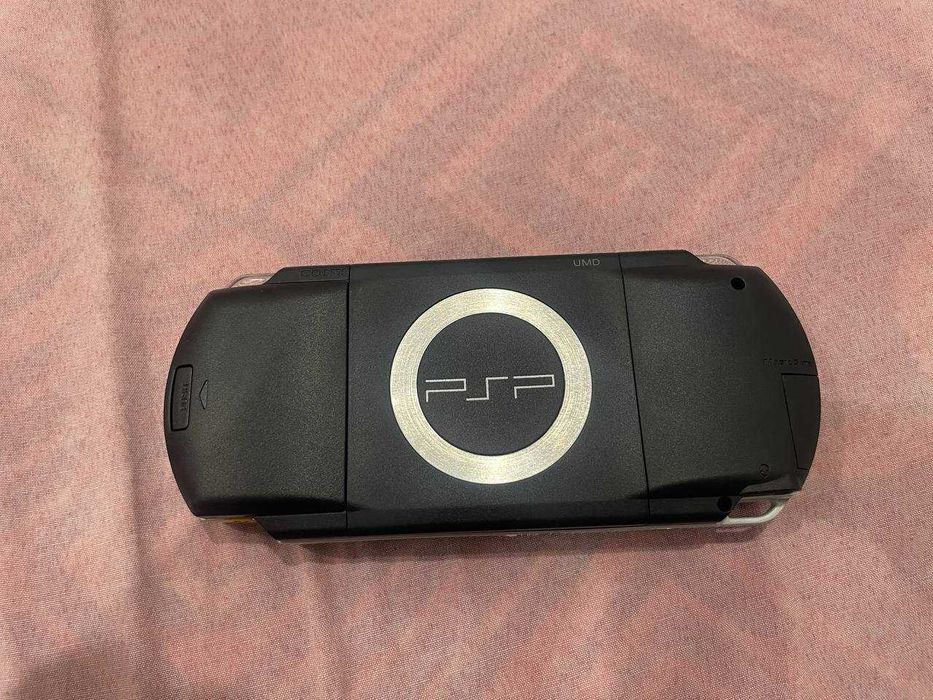 PSP 1000 игровая консоль