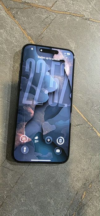 Iphone 15 pro max 256gb като нов