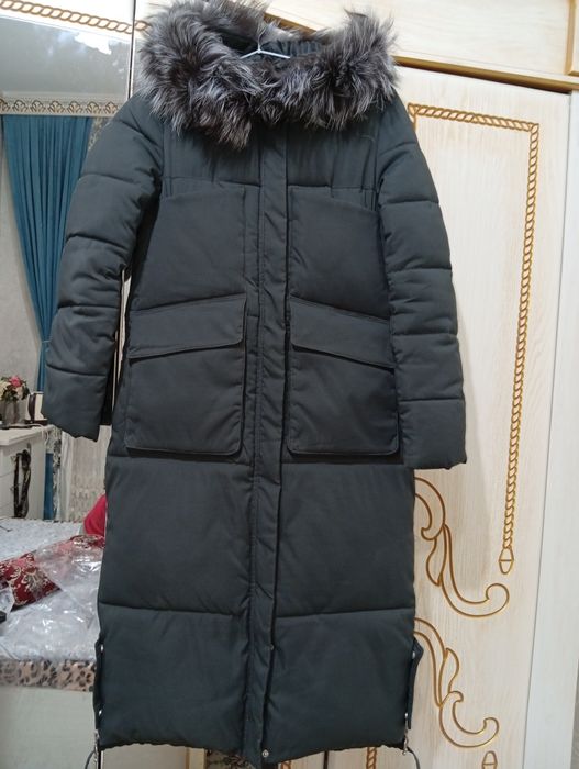 Женские куртка сотилади.