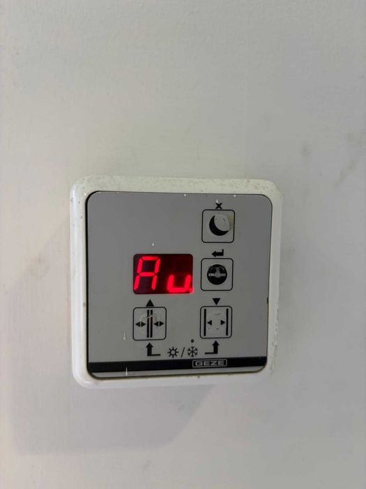 USI automate  / industriale / hala / showroom