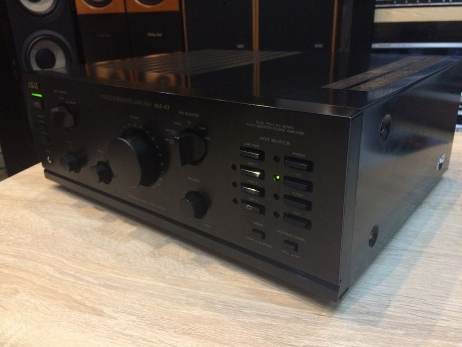 В продаже Акаi AM-47