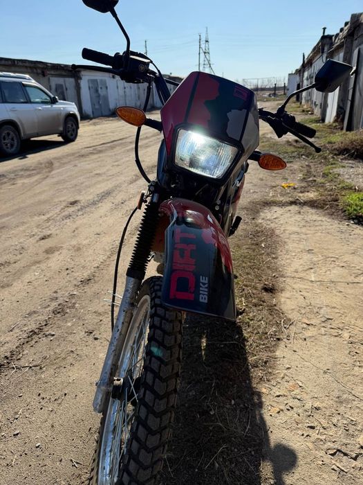 Продам мотоцикл эндуро 150см3