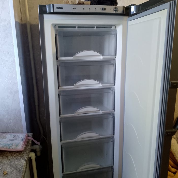 Продам морозилку срочно