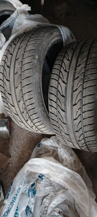 Резина почти новая