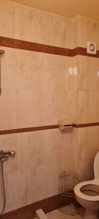 Дава се под наем Тристаен апартамент в София, Лагера - 123 кв.м за 700 € - Снимка #4