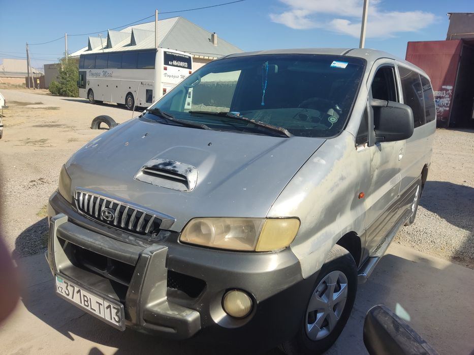 Hyundai Starex Г.2002 , 2.5 Turbo Сатылады