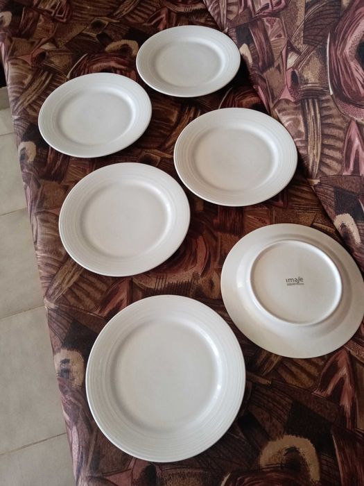 сервиз за кафе, чинии, купички