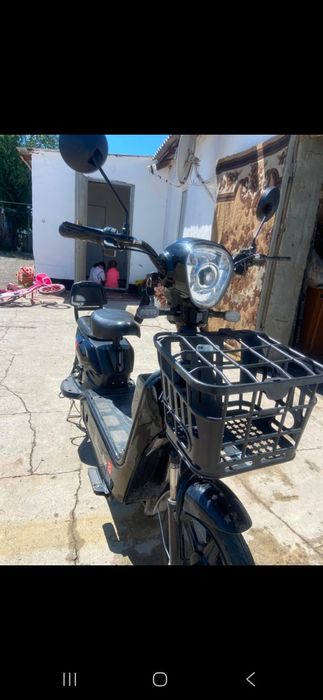 Электраскутер в продаже