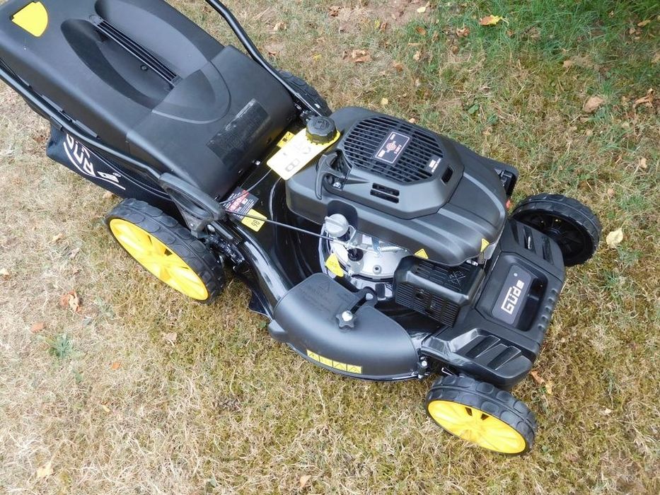 Mașină de tuns iarba Güde BIG XXXL 550 mm 5.8 PS, 65 l