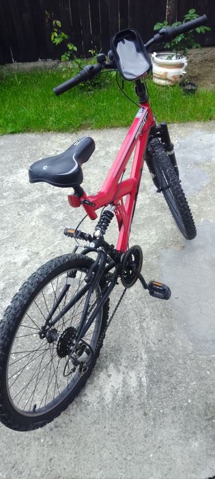 Bicicleta copii utilizată foarte puțin.