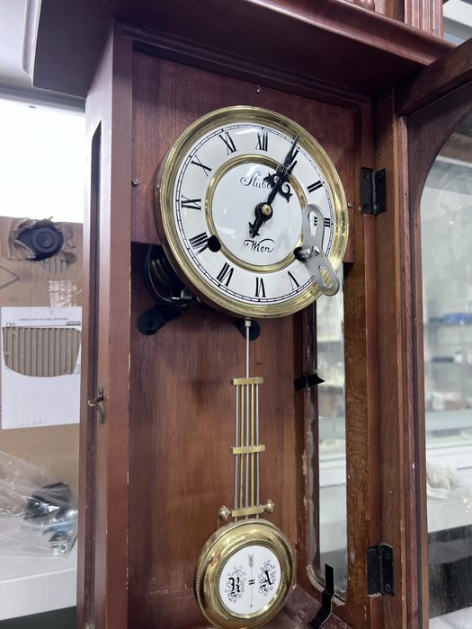 Ceas de perete cu pendul, mecanism mecanic original, lemn masiv de nuc