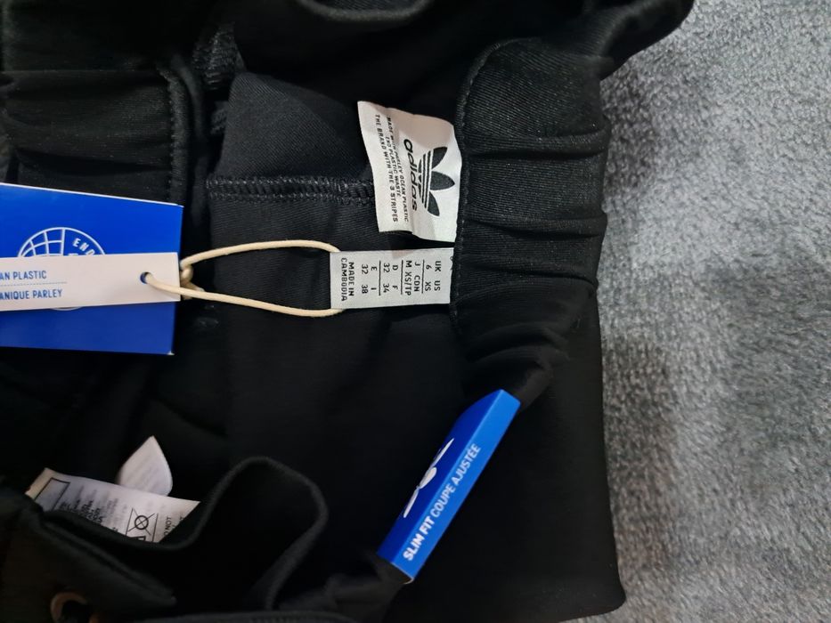 Pantaloni adidas, 2xs merg S,slim fit