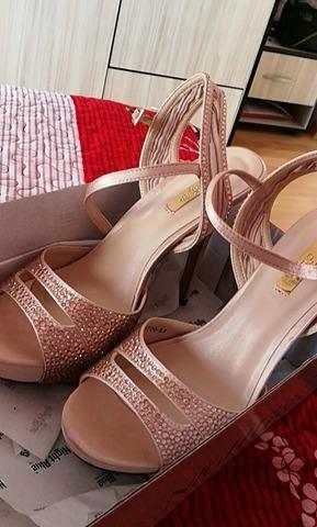 Официални обувки