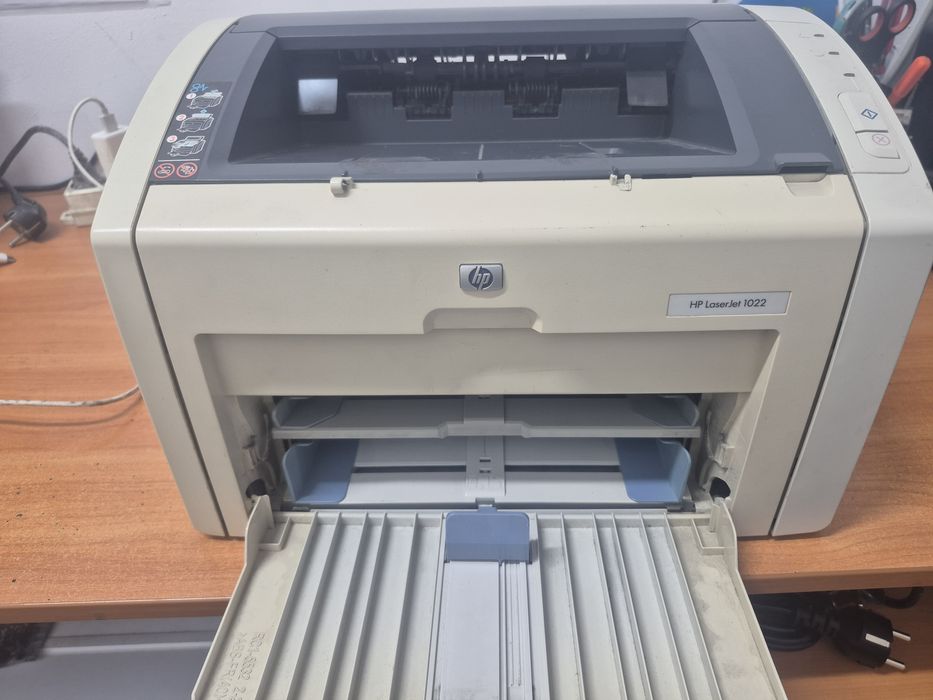 Продам принтер hp