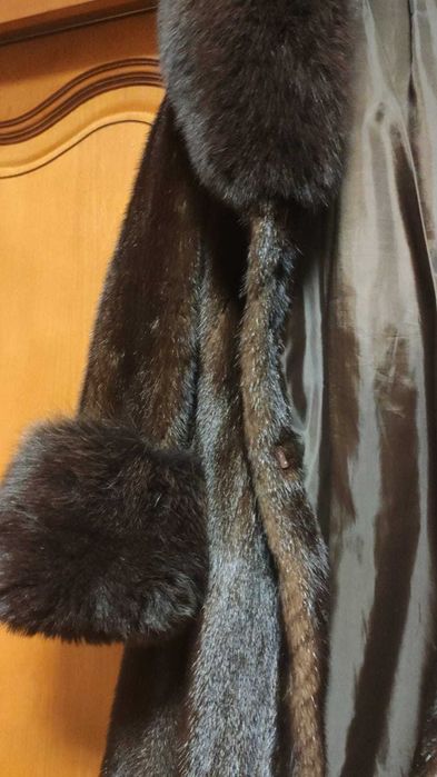 Palton de nurcă damă in stare excelenta