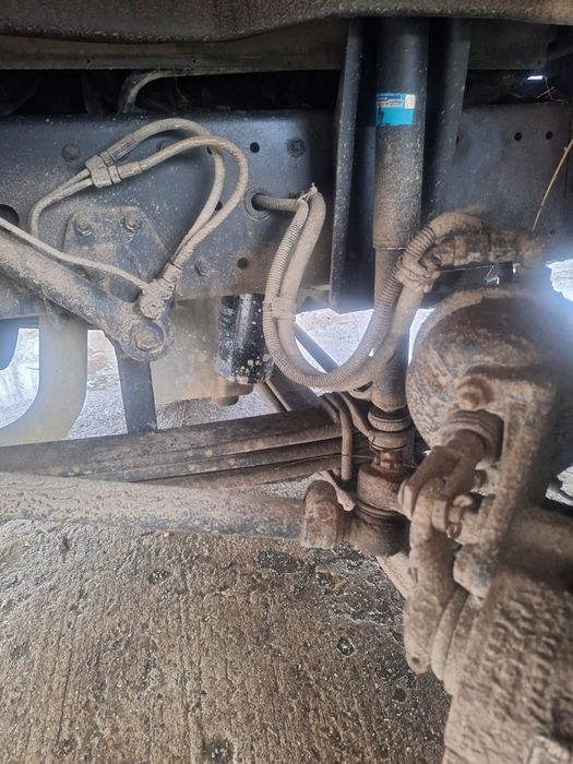 Man 10 tone de vânzare  basculantă sau schimb cu auto