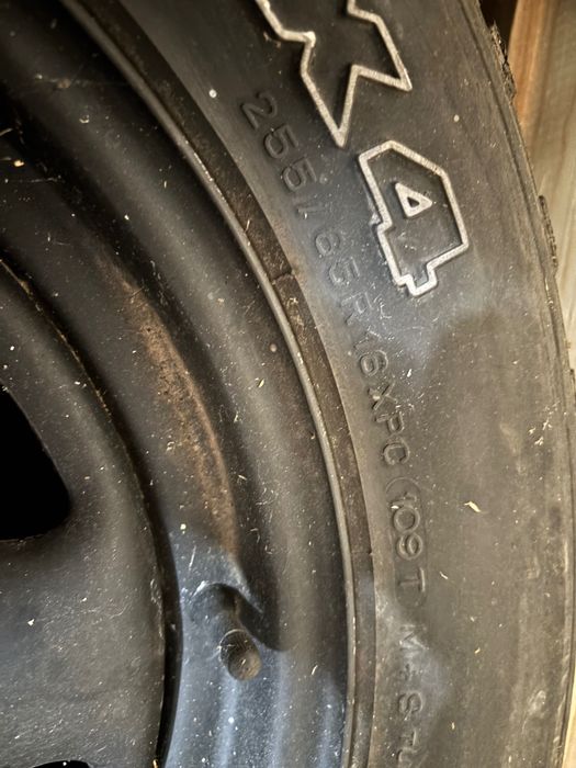 Гуми с джанти 6х139,7