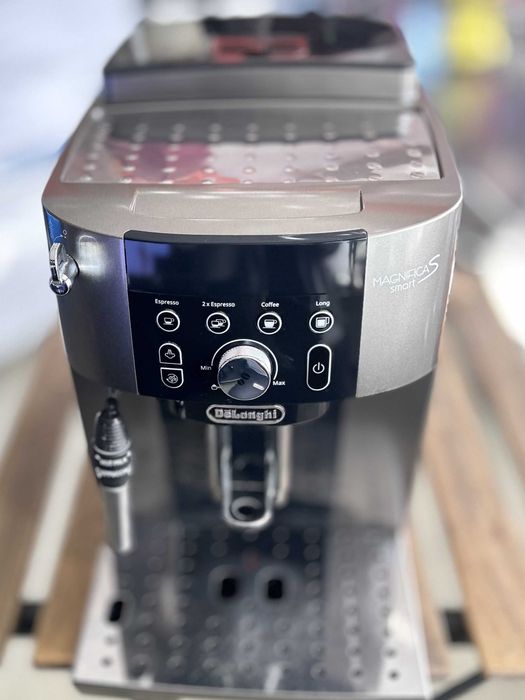 Кафемашина Delonghi Magnifica S Smart