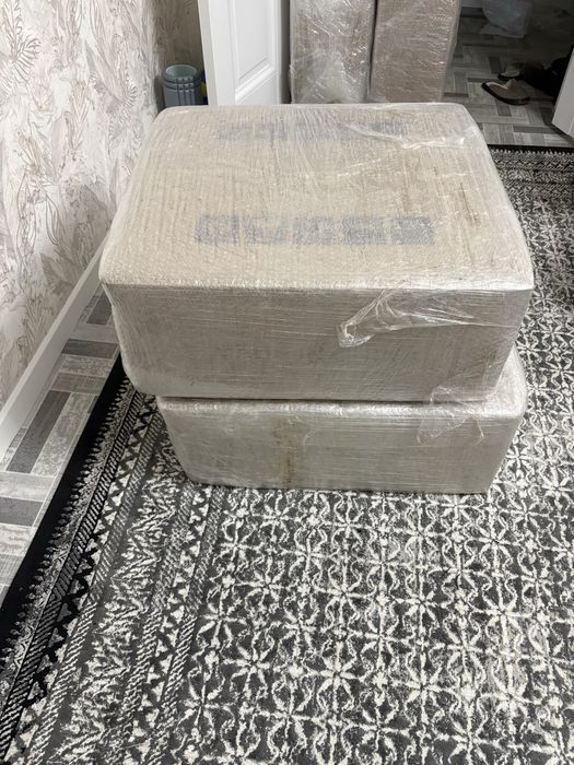 Новые стулья в упаковке 4 шт,