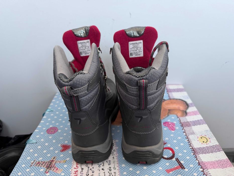 Columbia Bugaboot Omni Tech III XTM''оригинални зимни боти 38 номер