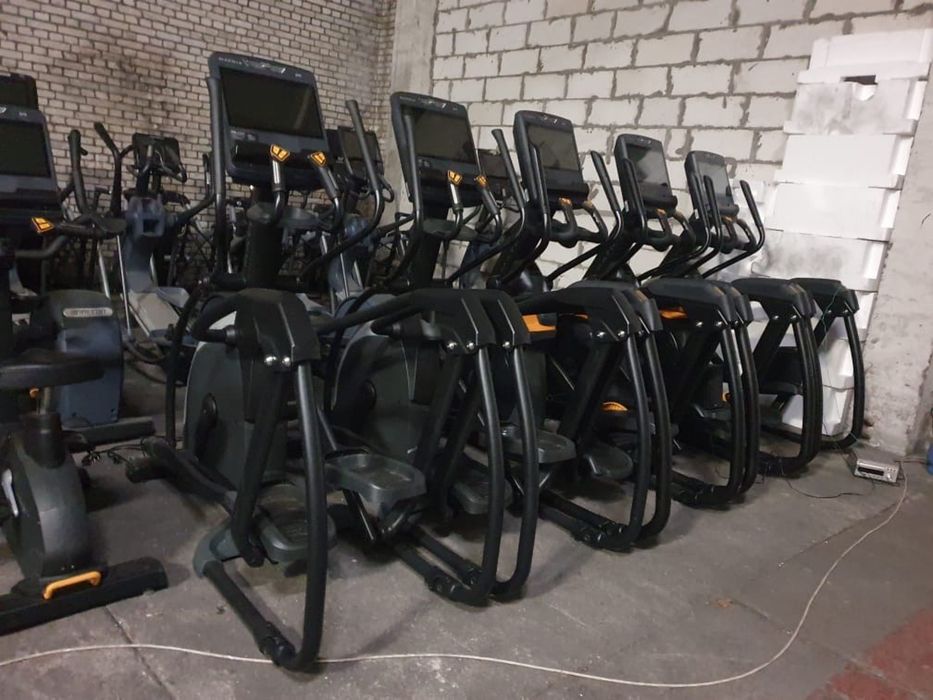 Biciclete si Eliptice profesionale Life fitness si Technogym