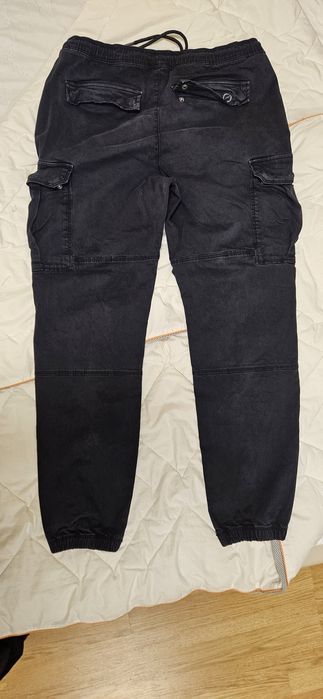 Pantaloni cargo barbati