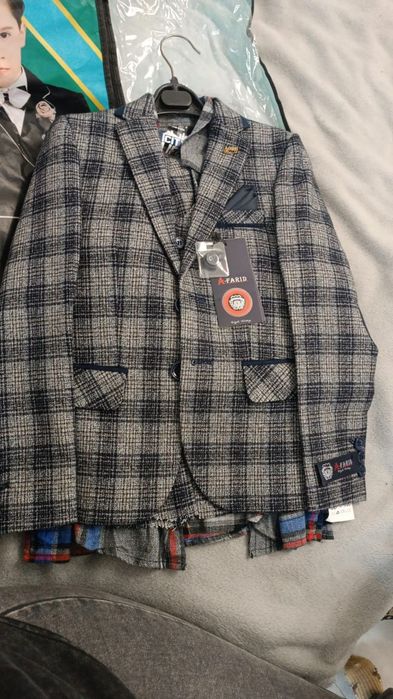 Продам костюм для мальчика