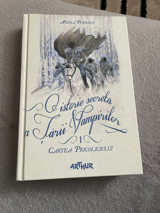 Carte “ O istorie secreta a Tarii Vampirilor”