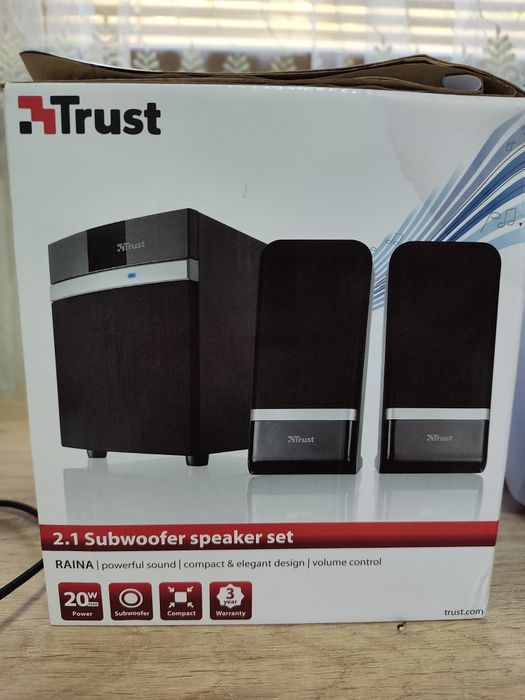 Колонки с буфер trust