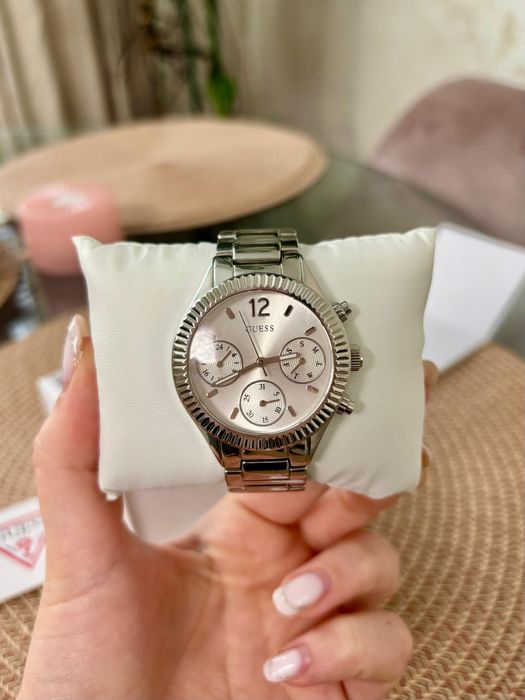 Ceas de dama GUESS Riviera W0323L1