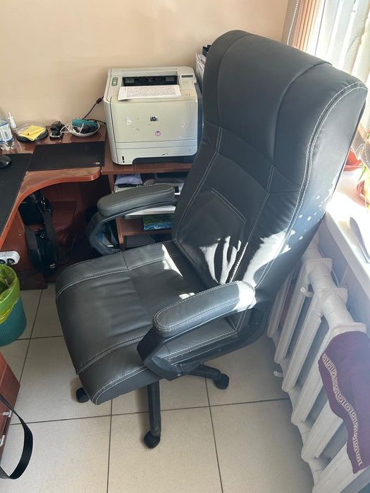 Продам кресло удобное