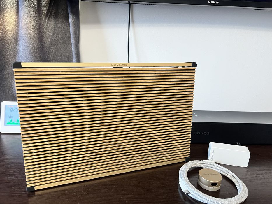 Boxa Bang & Olufsen Beosound Level -Gold Tone - NOU