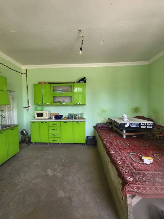 ARZON NARXDA. O'rtaChirchiq tumani Qorasuv sentrda Masjid yonida