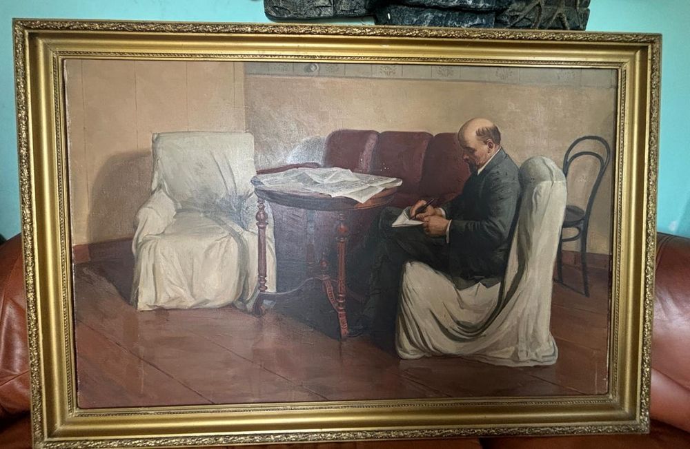 Картина "В.И. Ленин в Смольном"